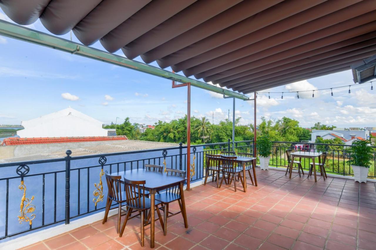 Gio Chieu Homestay - Riverside & Swimming Pool Hoi An Exteriör bild