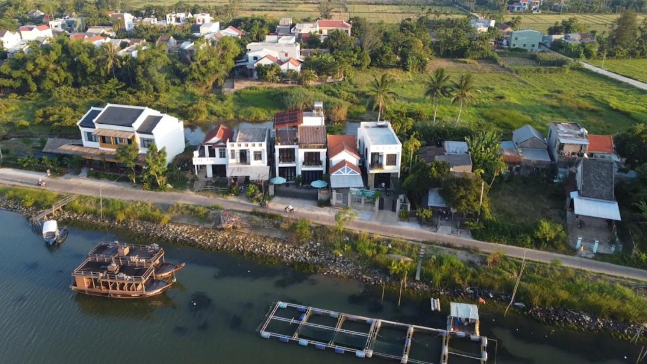Gio Chieu Homestay - Riverside & Swimming Pool Hoi An Exteriör bild